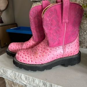 Women’s 8 1/2 pink cowgirl boots